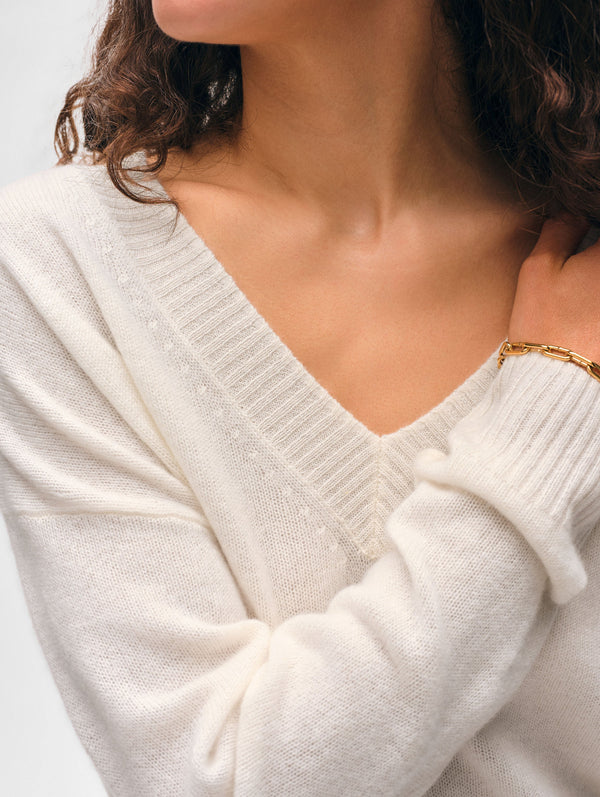 Cashmere Featherweight V Neck